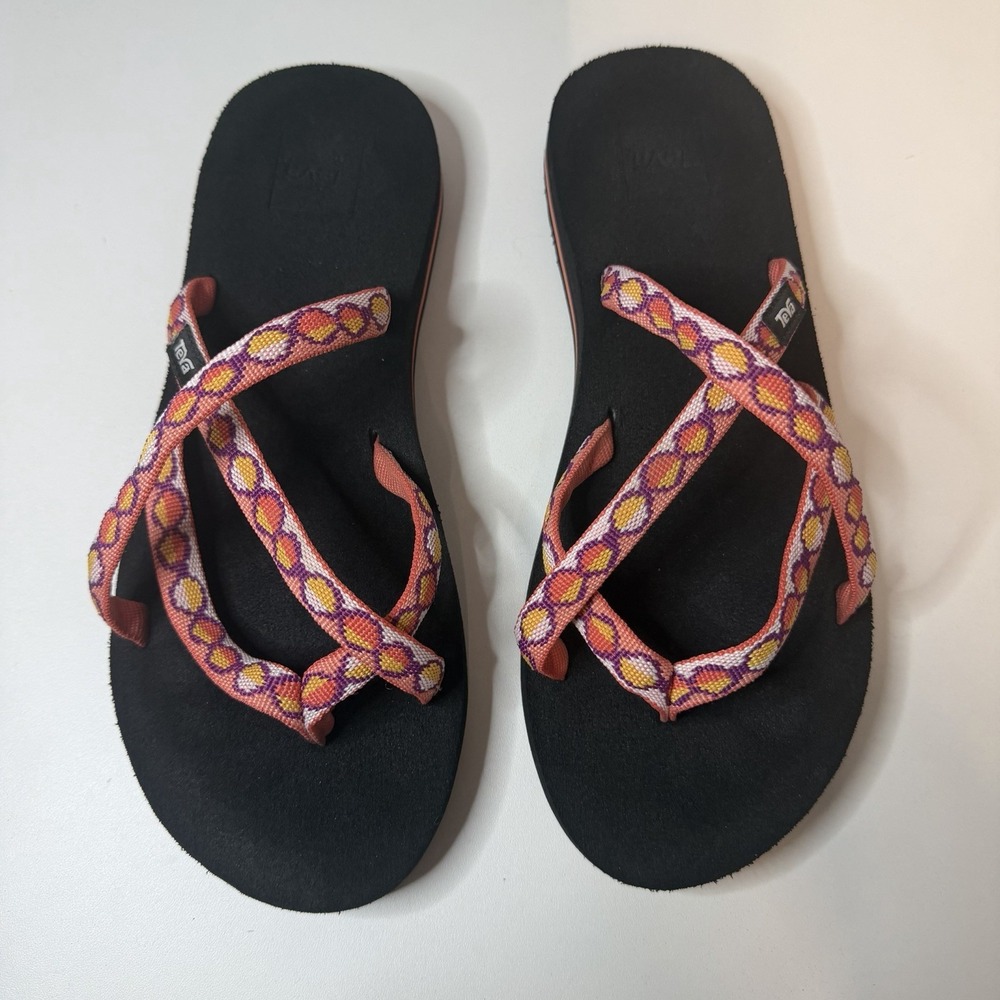 Teva Women's Olowahu Sandal Palms Red US Size 8